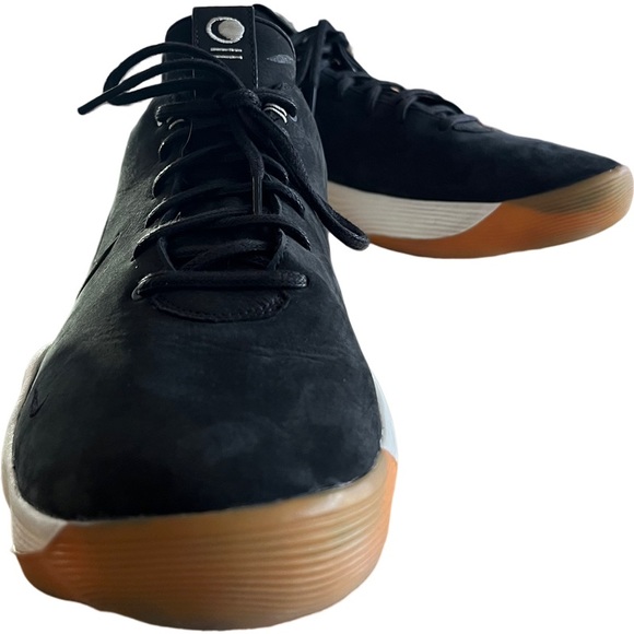 nike hyperdunk low size 12